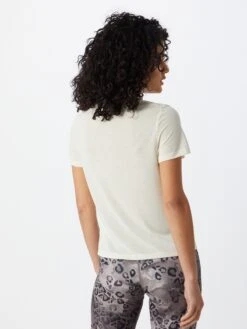 T-shirts Skinny Functioneel Shirt Modern Safari Dames Offwhite -Sportieve Outfit Winkel 08eaa6a0a0a34bbaa4e7f0c0d303bc61