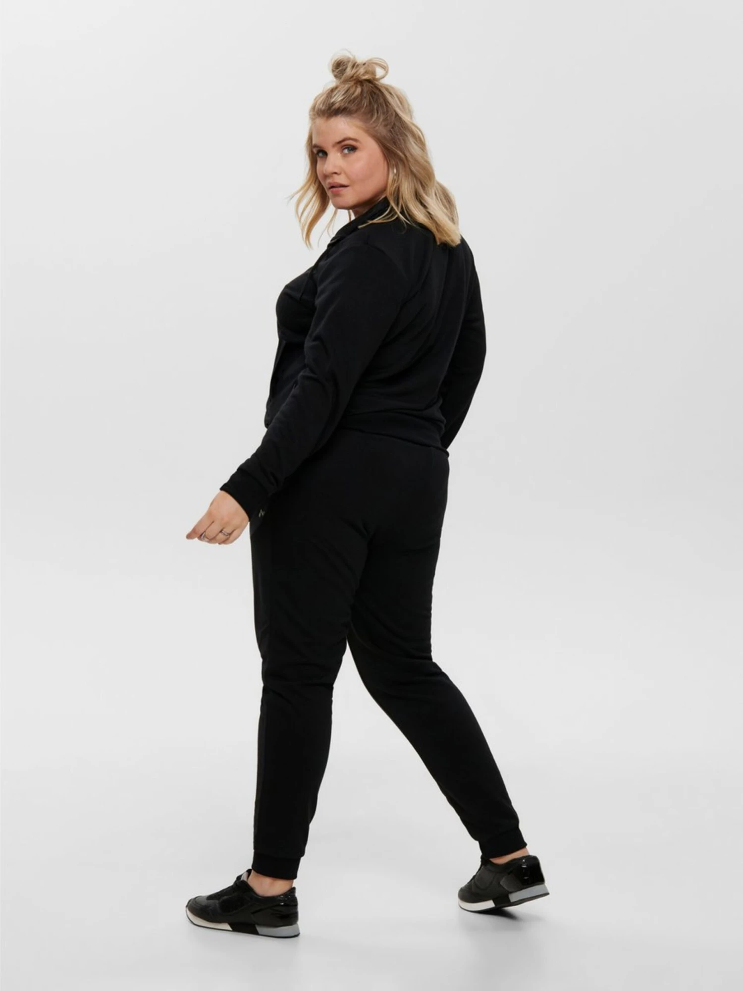 Sweatpants Tapered Sportbroek ELINA Dames Zwart 6 Sweatpants Tapered Sportbroek ELINA Dames Zwart - Afbeelding 4