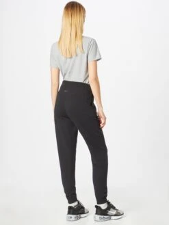 Nike Sweatpants Tapered Sportbroek Dames Zwart -Sportieve Outfit Winkel 1f2257f8535ee106283f5667c8014b09