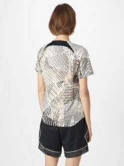 Nike Functionele Shirts Tricot Dames Crème / Lichtbeige 10 Nike Functionele Shirts Tricot Dames Crème / Lichtbeige -Sportieve Outfit Winkel 21d4562ff3dfc3be071f328791450f9a