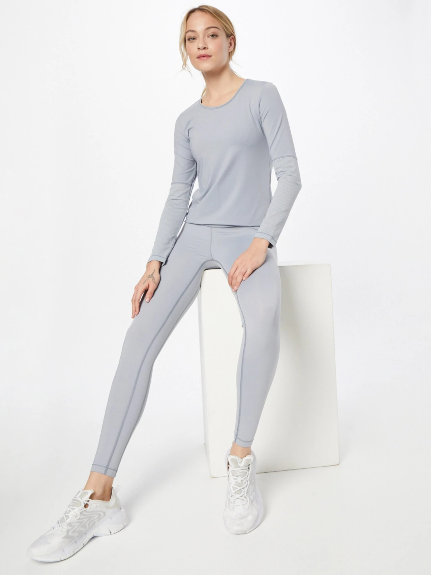 CASALL Longsleeves Functioneel Shirt Dames Opaal 7 CASALL Longsleeves Functioneel Shirt Dames Opaal - Afbeelding 5