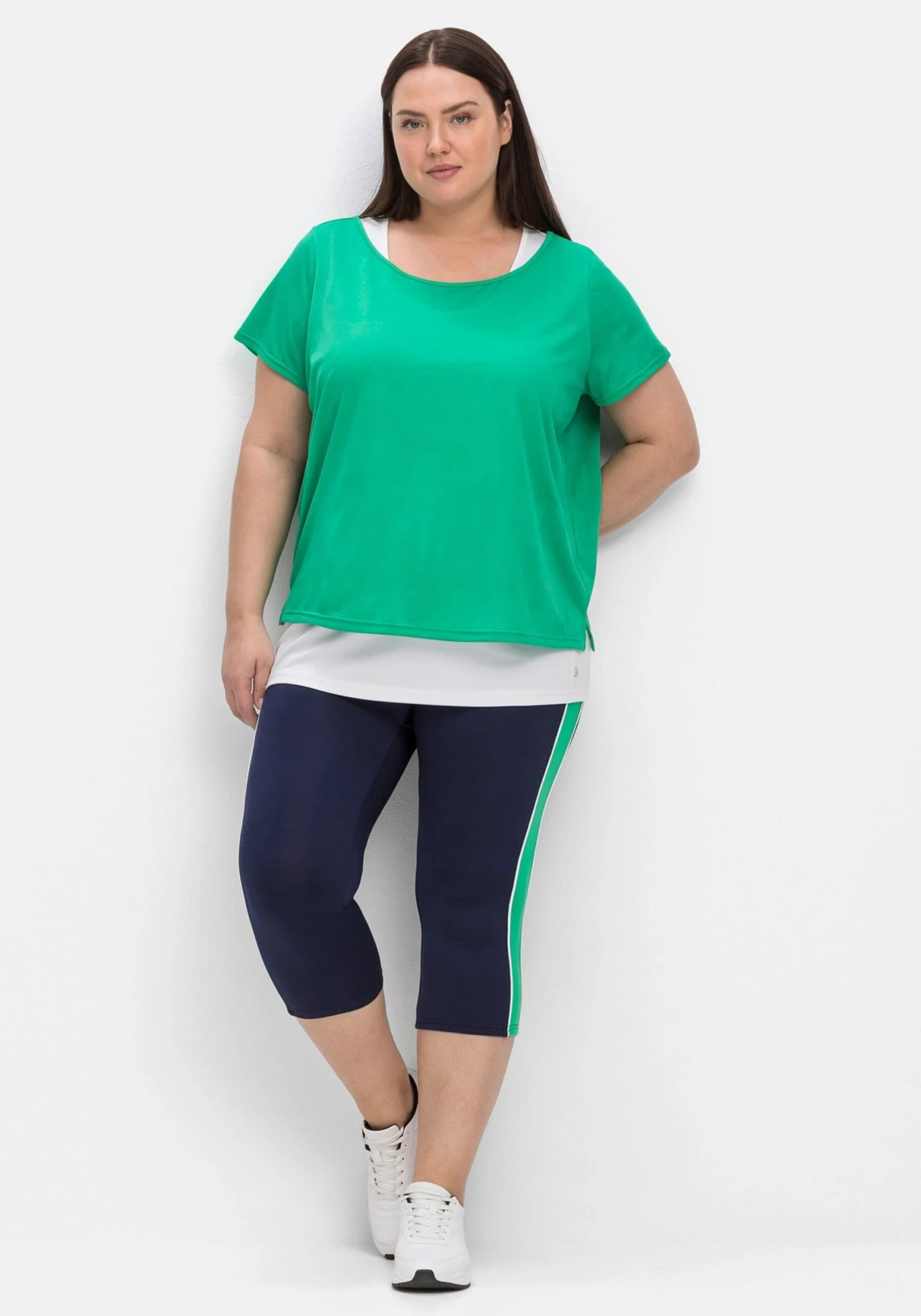 Sheego Functionele Shirts Functioneel Shirt Dames Groen 6 Sheego Functionele Shirts Functioneel Shirt Dames Groen - Afbeelding 4
