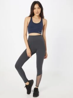 Hummel Medium Support Bustier Sport Bh Tif Dames Marine / Navy 10 Hummel Medium Support Bustier Sport Bh Tif Dames Marine / Navy -Sportieve Outfit Winkel 2ff8010559626dc15d7b4caab1c7a098