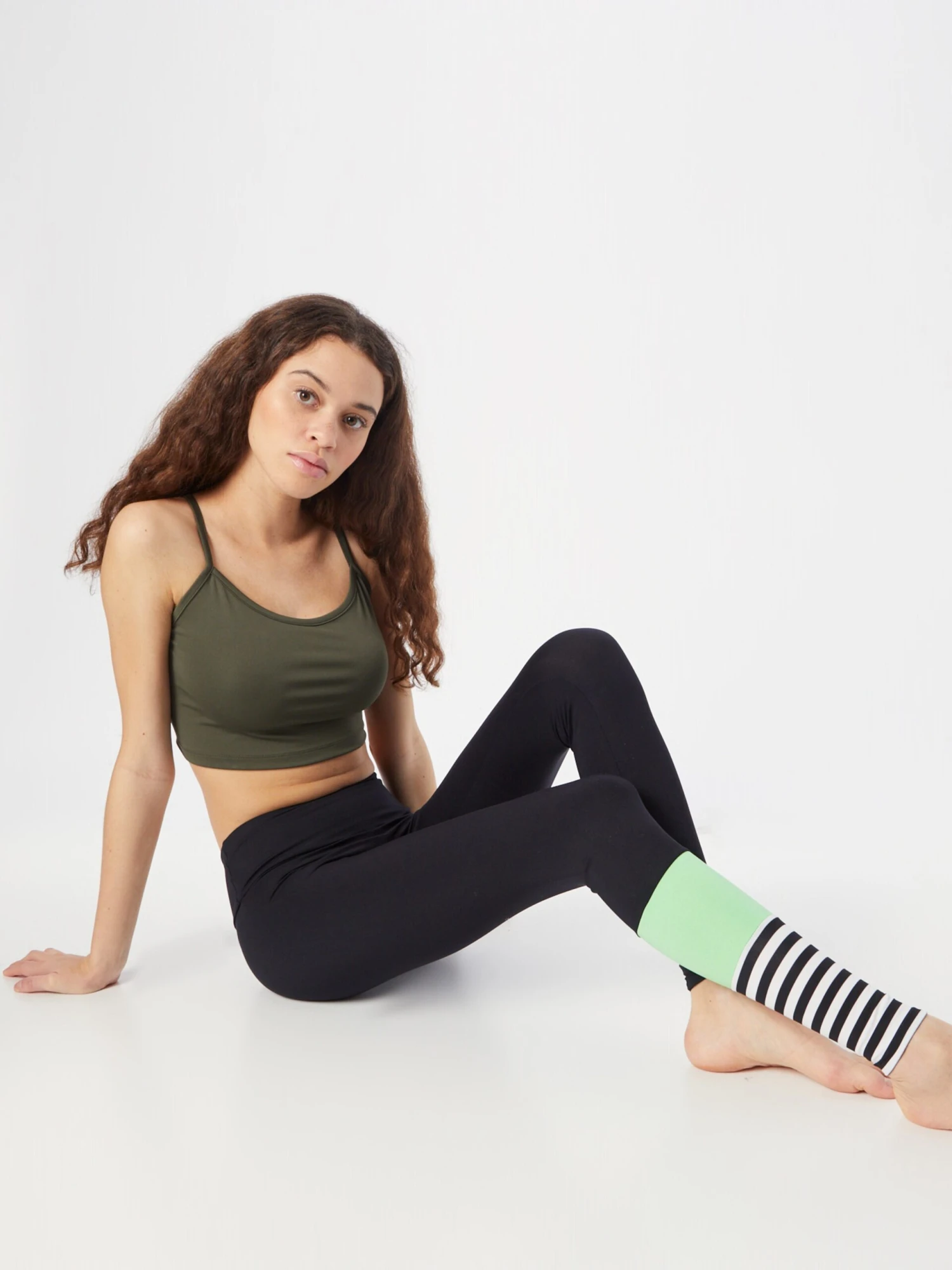 Hey Honey Trainingsbroeken Regular Sportbroek Dames Groen / Zwart 7 Hey Honey Trainingsbroeken Regular Sportbroek Dames Groen / Zwart - Afbeelding 5