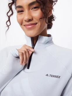 Adidas TERREX Longsleeves Functioneel Shirt Trace Rocker Dames Wit -Sportieve Outfit Winkel 3ee65e11e7495c177c6dccb3df4ef64d