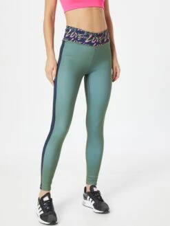 Sportleggings Skinny Sportbroek Love Dames Kaki 9 Sportleggings Skinny Sportbroek Love Dames Kaki -Sportieve Outfit Winkel 4a89808001f291b3cceb96ead29b7f91