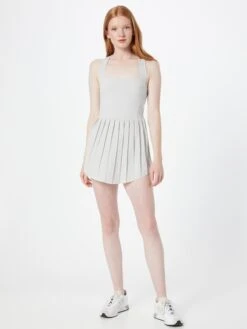 Varley Sport Jurken Sportjurk Carina Dress Dames Lichtgrijs -Sportieve Outfit Winkel 4ce3404d8e0cca6c10682444512cf7c2