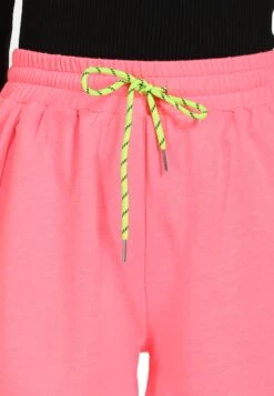 Shorts Regular Sportbroek Dames Oudroze 11 Shorts Regular Sportbroek Dames Oudroze -Sportieve Outfit Winkel 4eb6069cbf556a3df038d590669d899a