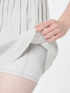 Varley Sport Jurken Sportjurk Carina Dress Dames Lichtgrijs -Sportieve Outfit Winkel 50f11e980d7cc9cc473becd65c8f0591