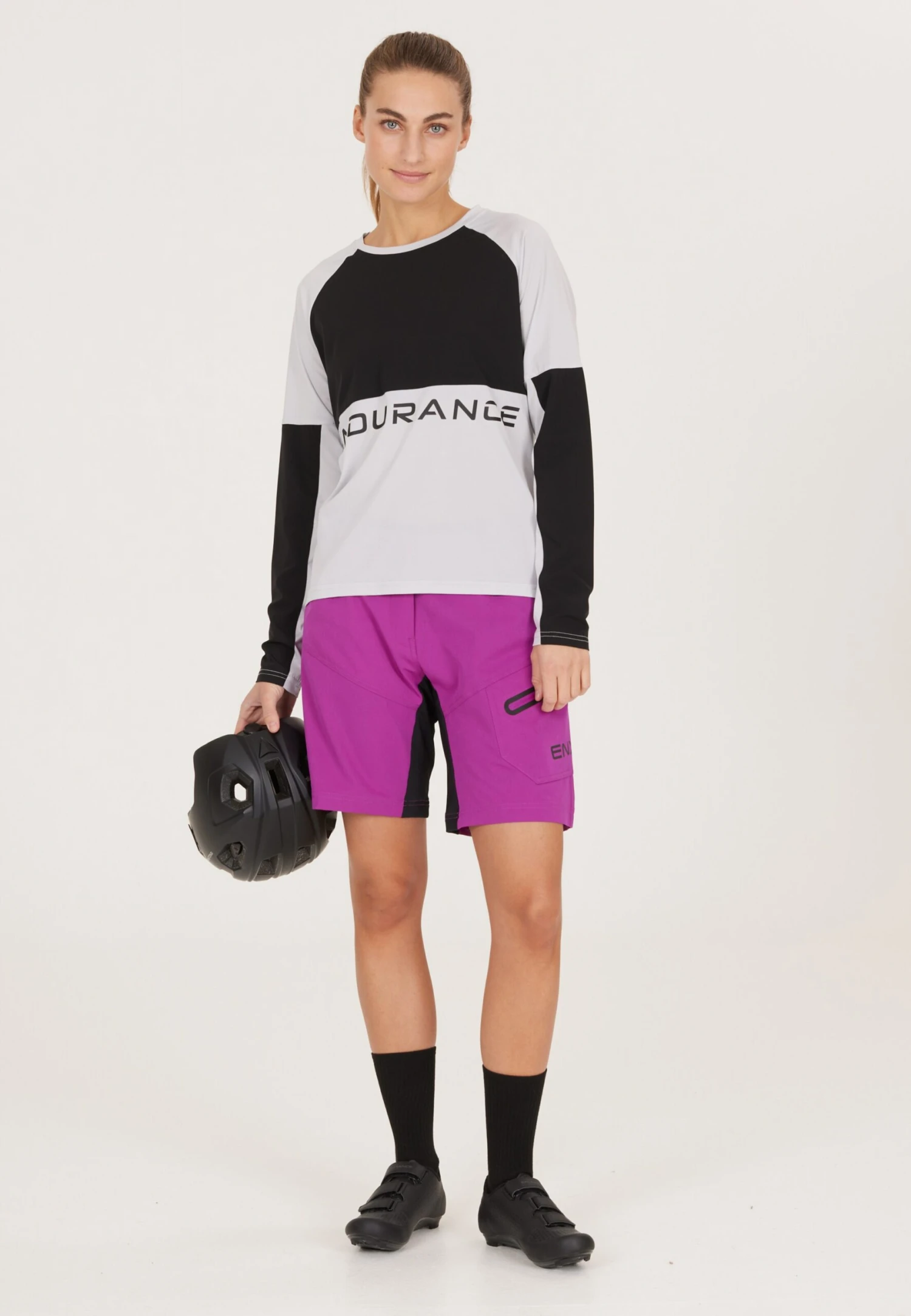 Endurance Longsleeves Functioneel Shirt Dinea Dames Zwart / Wit 6 Endurance Longsleeves Functioneel Shirt Dinea Dames Zwart / Wit - Afbeelding 4