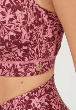 ATHLECIA Medium Support Bustier Sport Bh Zuri Dames Rood -Sportieve Outfit Winkel 71935fbfc9a432b28a6424e1ff872a8a