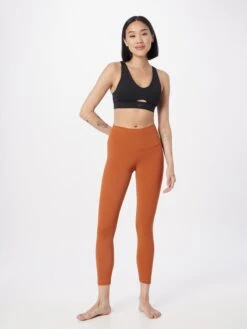 Nike Sportleggings Skinny Sportbroek Dames Donkeroranje -Sportieve Outfit Winkel 7feb44a91de29c159f143a96ab26b292