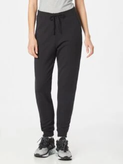 Nike Sweatpants Tapered Sportbroek Dames Zwart -Sportieve Outfit Winkel 864d8e621543439fa6dd0ad522738458