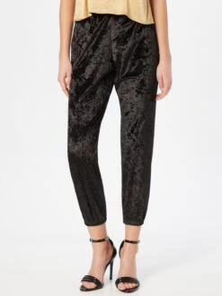 Onzie Trainingsbroeken Tapered Sportbroek Dames Zwart -Sportieve Outfit Winkel 86865a7c9002730af176d9d4ba739868