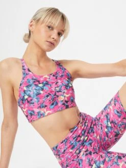 Only Play Medium Support Bustier Sport Bh RYANA Dames Roze -Sportieve Outfit Winkel 8f5e78526f5d251e398b1b55eba97865