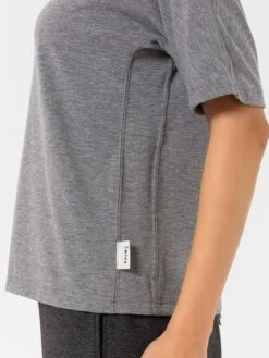 T-shirts Functioneel Shirt Made In Germany Tee Dames Grijs -Sportieve Outfit Winkel 94fce0d5c59386534f6e0d643b418401