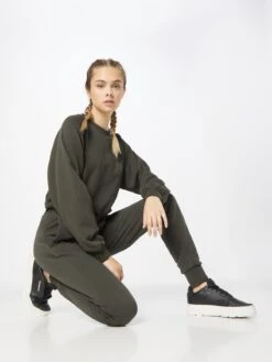 BJØRN BORG Sweatpants Tapered Sportbroek Dames Kaki -Sportieve Outfit Winkel 957f9737ea57f461cb014c3a95ca61cb