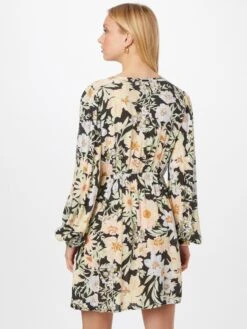 Billabong Sport Jurken Sportjurk LOTTA LOVE Dames Zwart -Sportieve Outfit Winkel 9f24d89ee43dbf5985385b70fddd2dd7