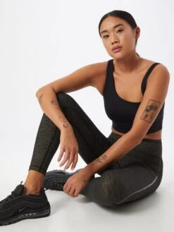 CASALL Sportleggings Skinny Sportbroek Dames Goud -Sportieve Outfit Winkel a0e4c911aae9fe062e2738fd2e52f7fe