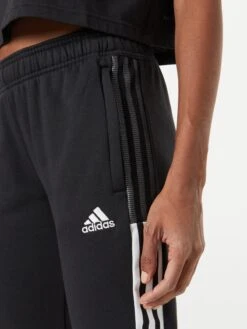 Adidas Sportswear Sweatpants Tapered Sportbroek Tiro 21 Dames Zwart -Sportieve Outfit Winkel ba60a48953a0fb3c6356d85816ffedbe