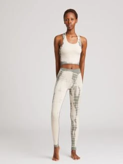 Sporttops Sporttop Lifa Dames Beige 11 Sporttops Sporttop Lifa Dames Beige -Sportieve Outfit Winkel c0ce41ca2e16a6100f119e90485a2b13 1