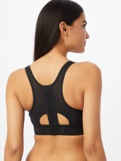 Nike Medium Support Bustier Sport Bh UltraBreathe Dames Zwart 7 Nike Medium Support Bustier Sport Bh UltraBreathe Dames Zwart -Sportieve Outfit Winkel c59c875b6592dc85f4c942a2739ef320