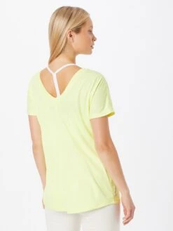 Puma Functionele Shirts Functioneel Shirt Dames Lichtgeel -Sportieve Outfit Winkel c7f9572fb2a0769bd9616dbd5fbef84a
