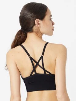 Marika Low Support Bustier Sport Bh SOFIA Dames Zwart -Sportieve Outfit Winkel ca1aebeb0a5c1921c9cad2da6b3c8c7e