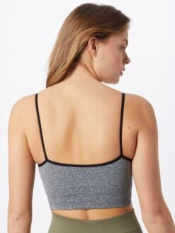 Low Support Bustier Sport Bh Dames Grijs Gemêleerd -Sportieve Outfit Winkel d01dc2ae0dbd7f447ce8532c3c8f4970