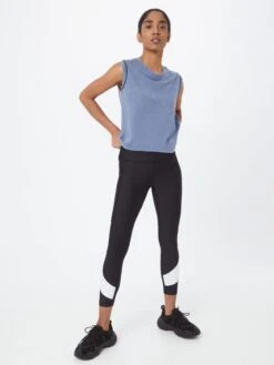 Under Armour Functionele Shirts Functioneel Shirt Run Anywhere Dames Smoky Blue -Sportieve Outfit Winkel df4c8104d8ae12712be67e2c0385b860
