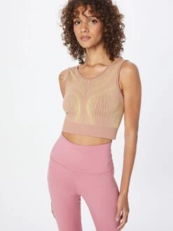 Nike Sporttops Sporttop Dames Oudroze 9 Nike Sporttops Sporttop Dames Oudroze -Sportieve Outfit Winkel e005dd09c5b1ad12bbfe87eaca9cd26f