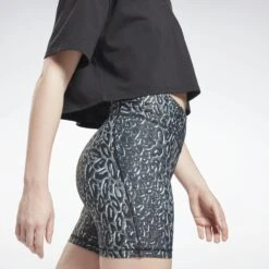 Functionele Shirts Functioneel Shirt Studio Dames Zwart -Sportieve Outfit Winkel eec86a246f3a80f8671f0ad62342e9f6