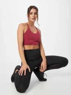 Girlfriend Collective Low Support Bustier Sport Bh CLEO Dames Framboos 11 Girlfriend Collective Low Support Bustier Sport Bh CLEO Dames Framboos -Sportieve Outfit Winkel fc432c05fae9a8784a16378909896713